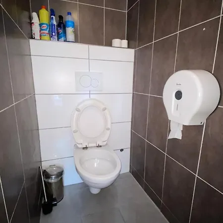 Hostel Utopia *